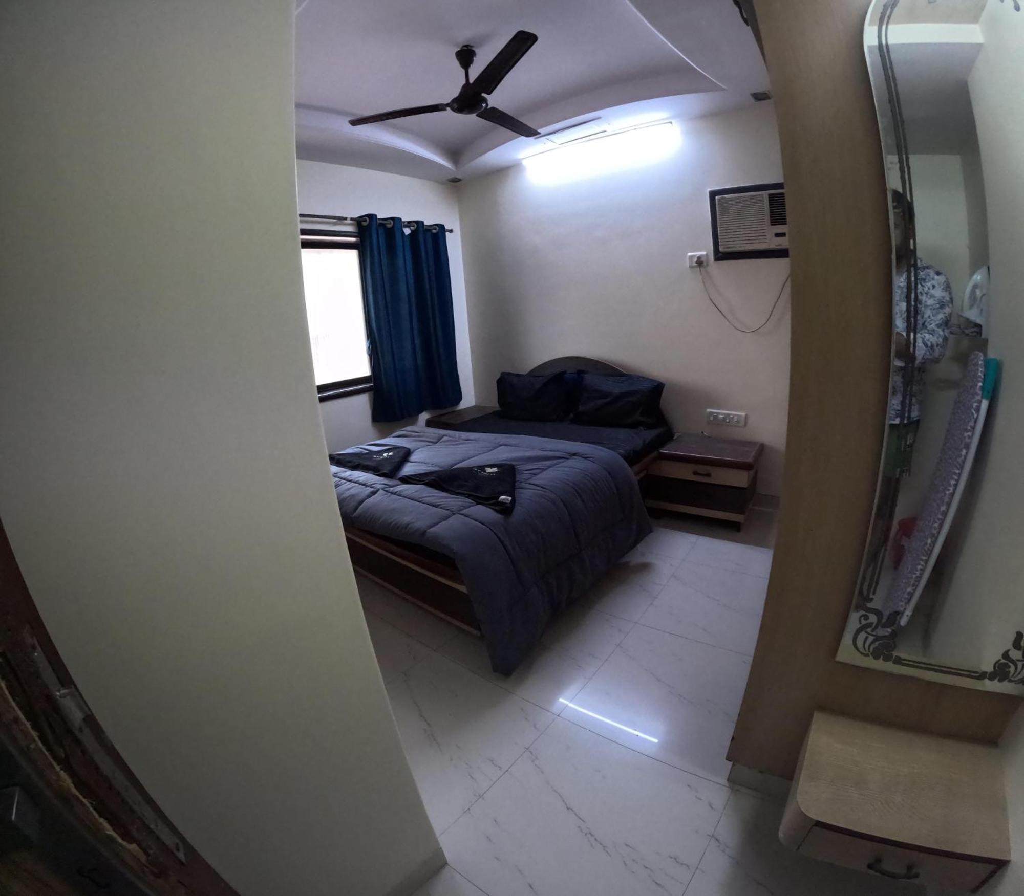 Private 2 Bedroom Cosy Nr Vivanta Malad West Apartament Bombaj