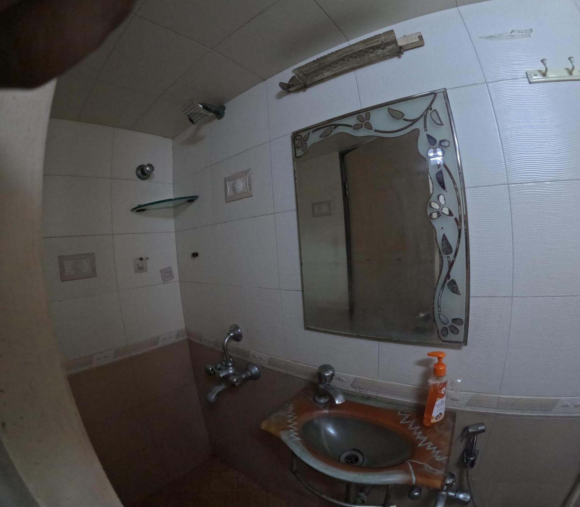 Private 2 Bedroom Cosy Nr Vivanta Malad West Apartament *